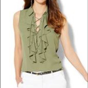 FINAL PRICE ‼️💚NY&CO 7TH AVE DESIGN RUFFLED LACEUP SHELL-  READ DESCRIPTION ‼️